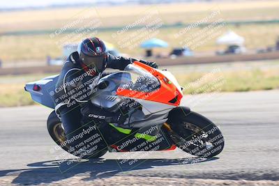media/Oct-14-2023-TrackXperience (Sat) [[0517685739]]/Level 3/session 5 turn 12/